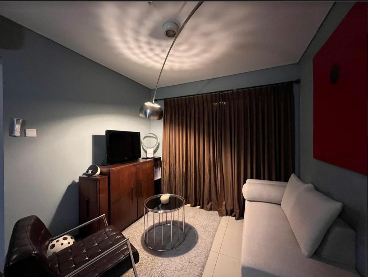 2 Bedrooms - Thamrin Executive Apartment At Jakarta Center Exterior photo